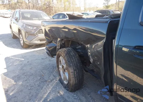 2017 Chevrolet Silverado 1500 1Lt из США, поврежденный, VIN 3GCUKREC0HG461757